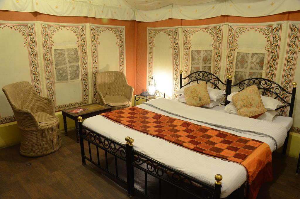 The Aravali Tent Resort Udaipur Kamer foto