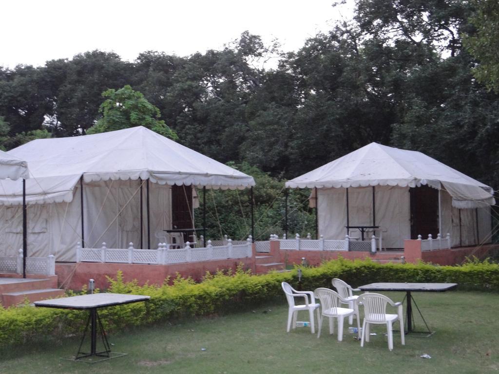 The Aravali Tent Resort Udaipur Kamer foto