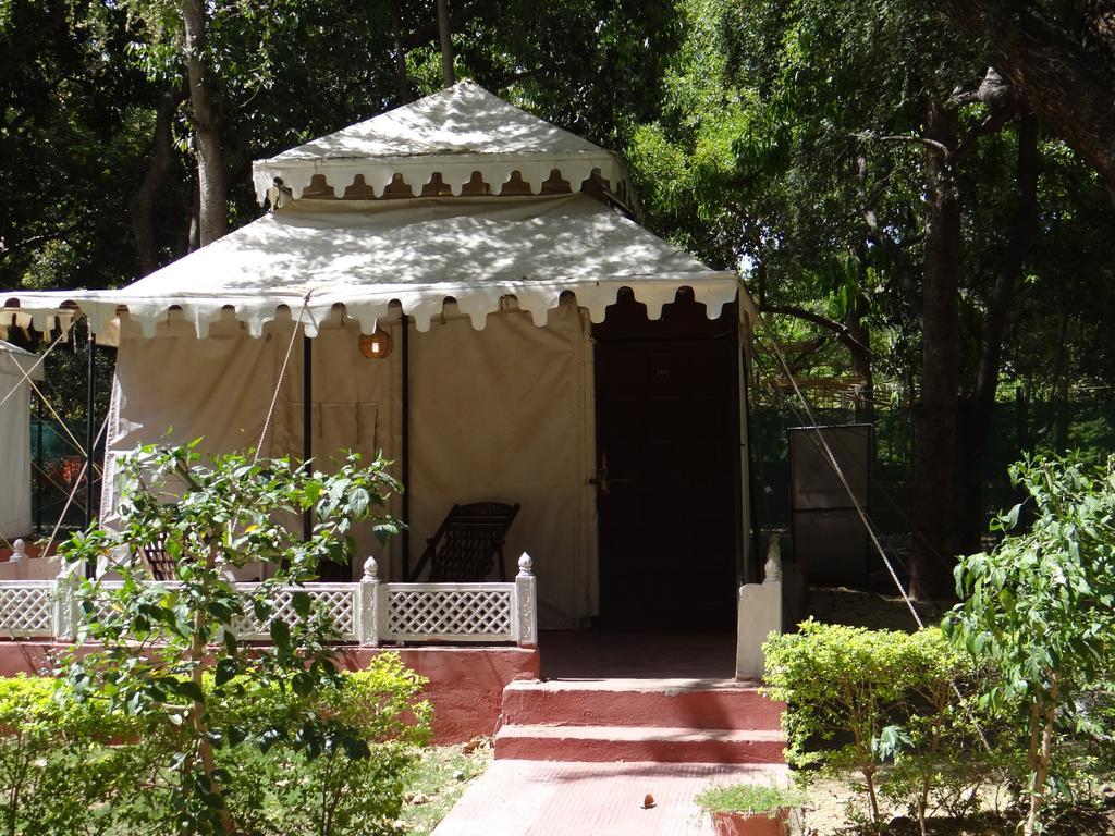 The Aravali Tent Resort Udaipur Buitenkant foto